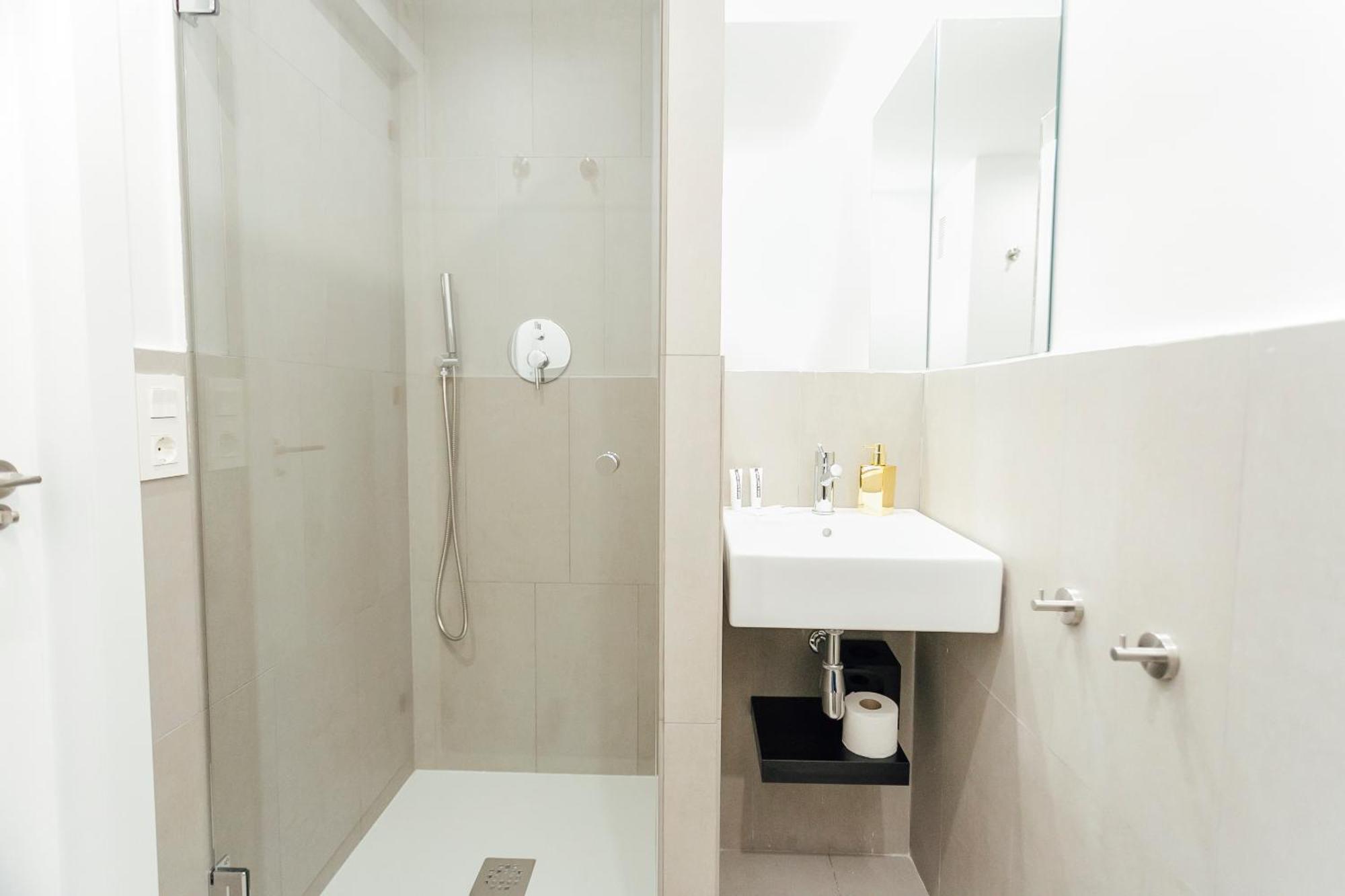 Decorated And Renovated- 2Bd 2Bth- Center Apartment Sevilla Bagian luar foto