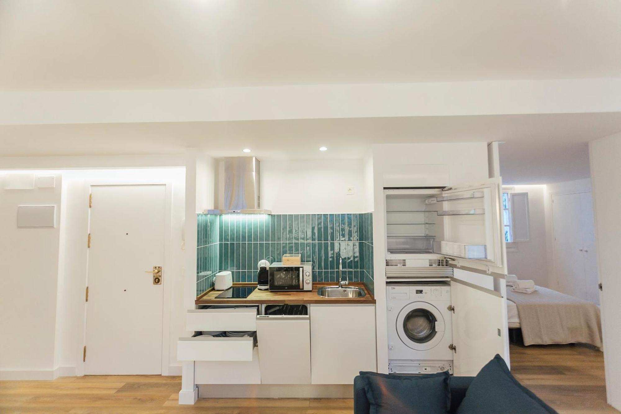 Decorated And Renovated- 2Bd 2Bth- Center Apartment Sevilla Bagian luar foto
